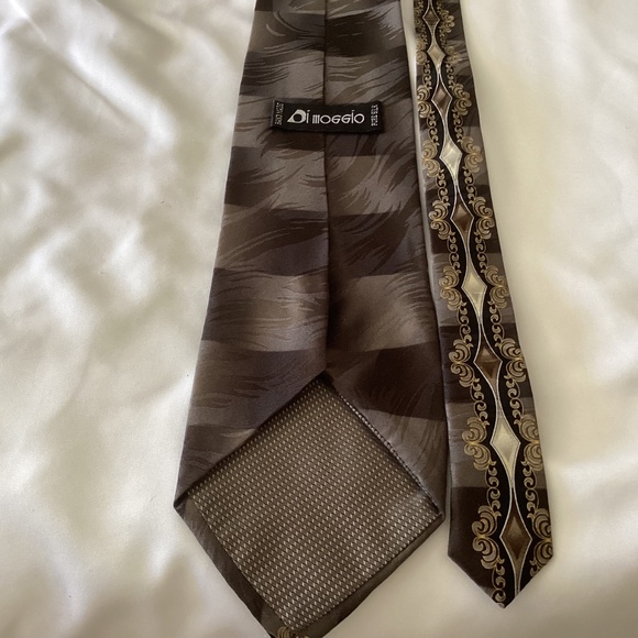 Hand made 100% Silk Di MOGGIO Classic Tie Multicolor 4” x 60” Long - Picture 4 of 5